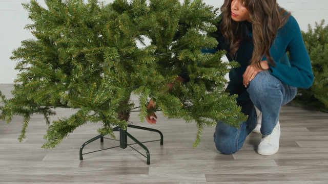 Amazon.com: Puleo International 7 Foot Un-Lit Fraser Fir